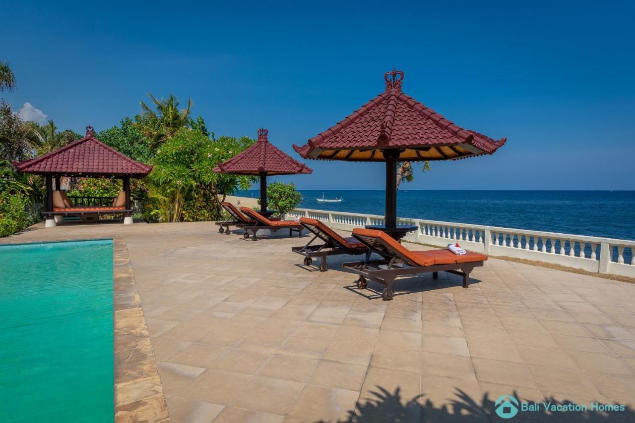 Villa Namaste - Beachfront At Lovina 10P, Pool, Bbq Banjar  Exterior photo