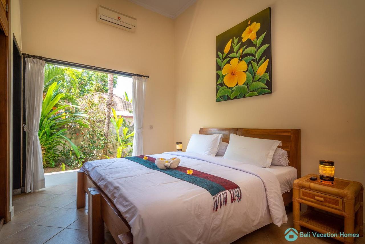 Villa Namaste - Beachfront At Lovina 10P, Pool, Bbq Banjar  Exterior photo