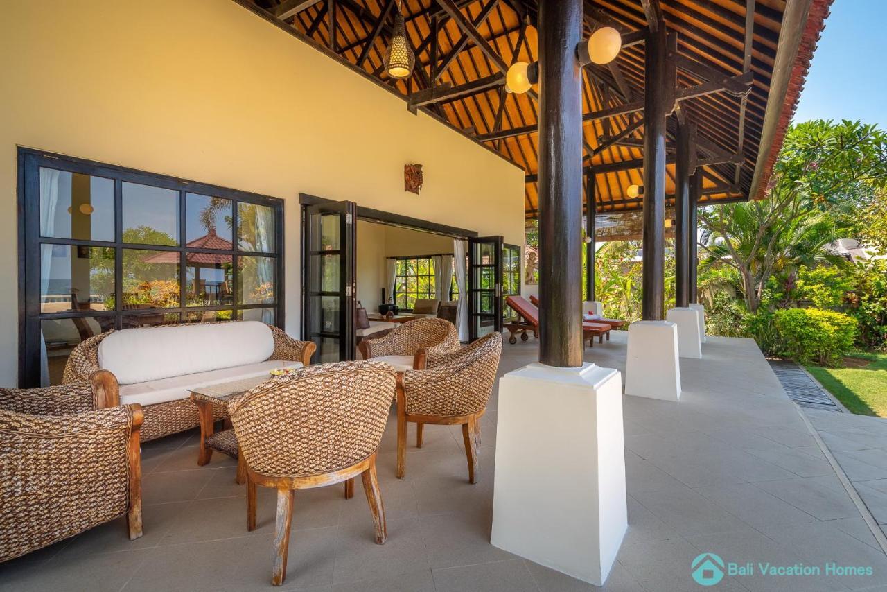 Villa Namaste - Beachfront At Lovina 10P, Pool, Bbq Banjar  Exterior photo